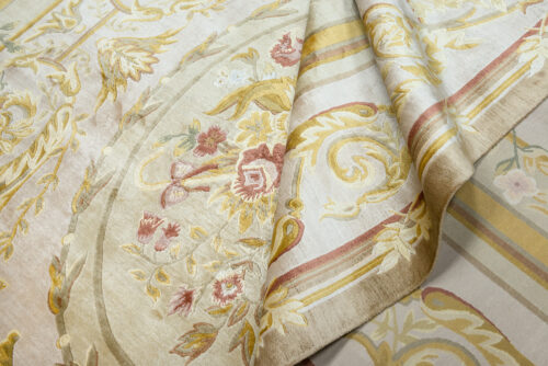 Tapis de luxe design et haut de gamme sur mesure • Gonzac
