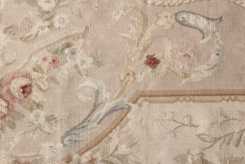 Tapis de luxe design et haut de gamme sur mesure • Beaumont