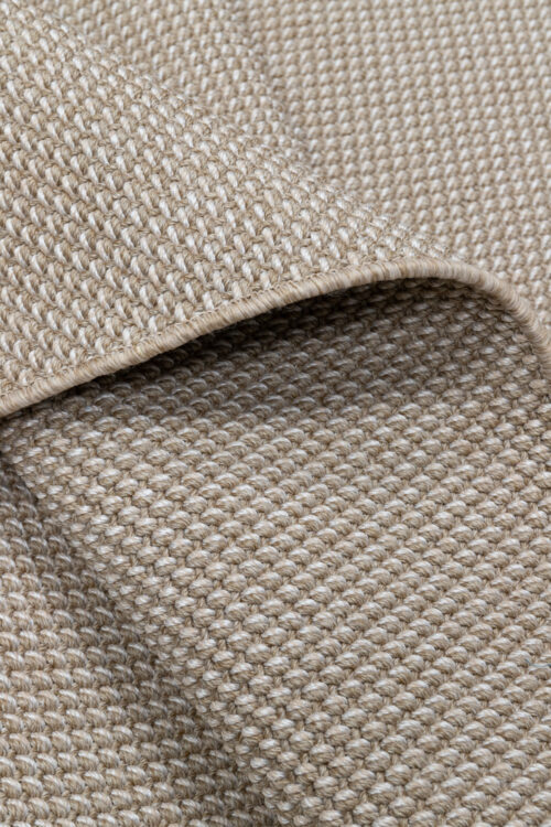 Tapis de luxe design et haut de gamme sur mesure • CAVI