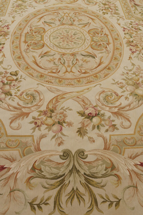 Tapis de luxe design et haut de gamme sur mesure • Ferriere