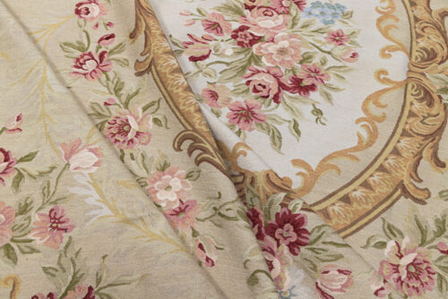Tapis de luxe design et haut de gamme sur mesure • Mirabeau