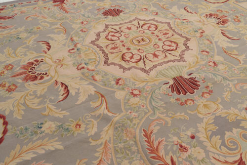 Tapis de luxe design et haut de gamme sur mesure • Montmirail