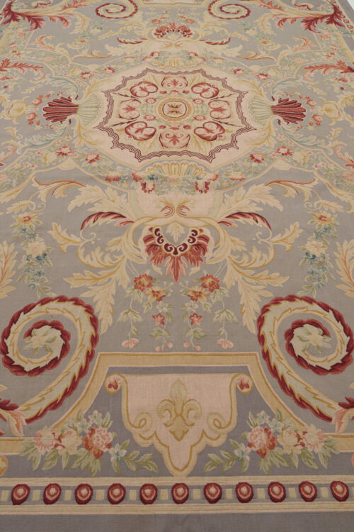 Tapis de luxe design et haut de gamme sur mesure • Montmirail