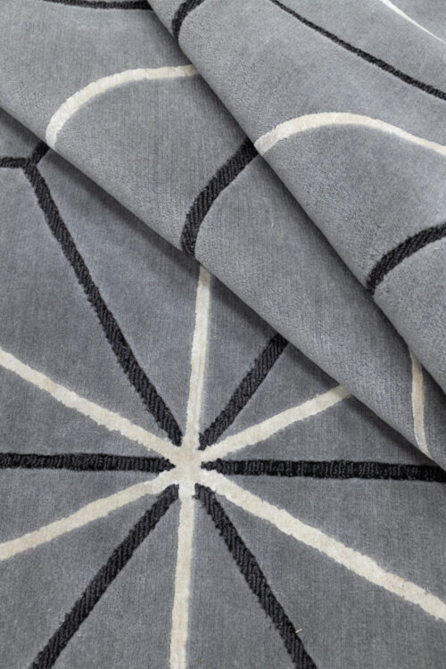 Tapis de luxe design et haut de gamme sur mesure • Pyramis