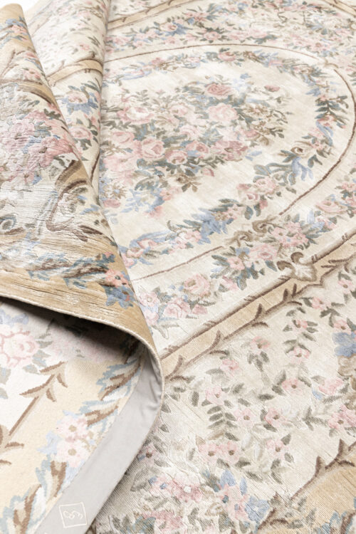 Tapis de luxe design et haut de gamme sur mesure • ROMA