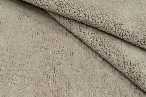 Diseño de lujo y alfombras de alta gama hechas a medida • Whisper Shaggy 13mm