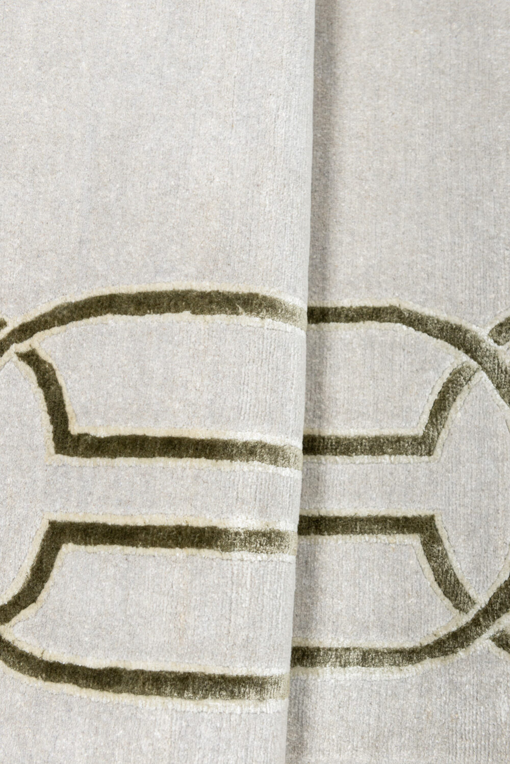 Tapis de luxe design et haut de gamme sur mesure • LEMPICKA