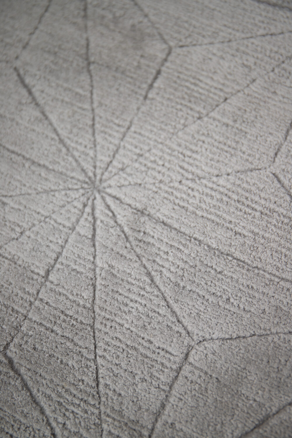 Tapis de luxe design et haut de gamme sur mesure • DORIGNY