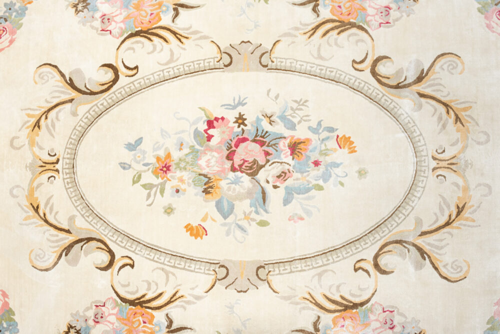 Tapis de luxe design et haut de gamme sur mesure • Fontenay