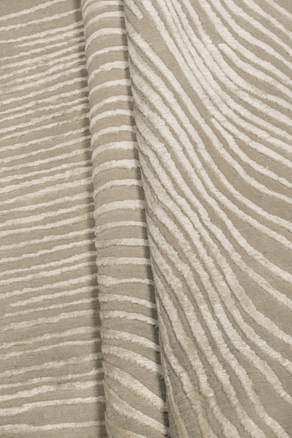 Tapis de luxe design et haut de gamme sur mesure • Linéa