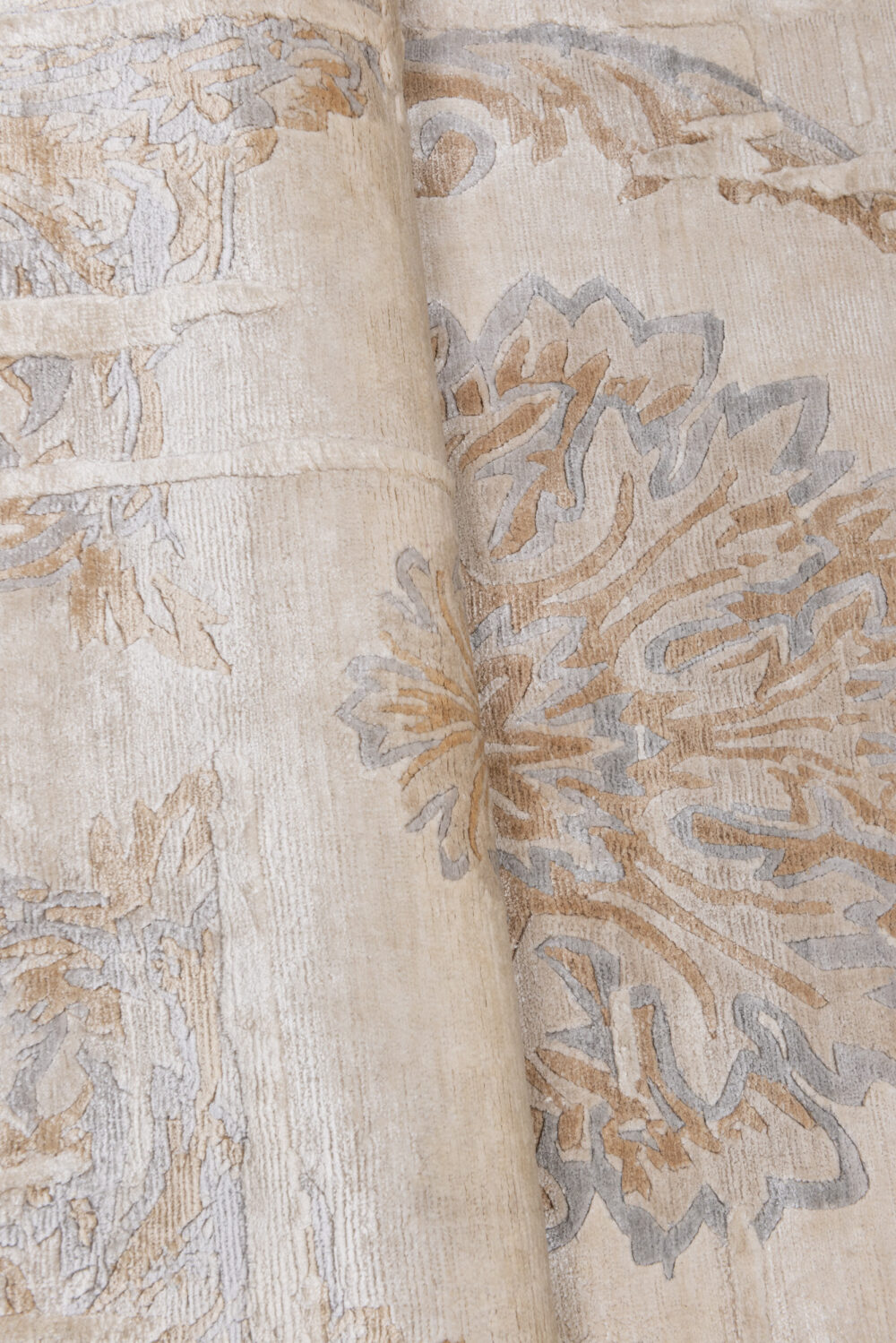 Tapis de luxe design et haut de gamme sur mesure • MEDICIS