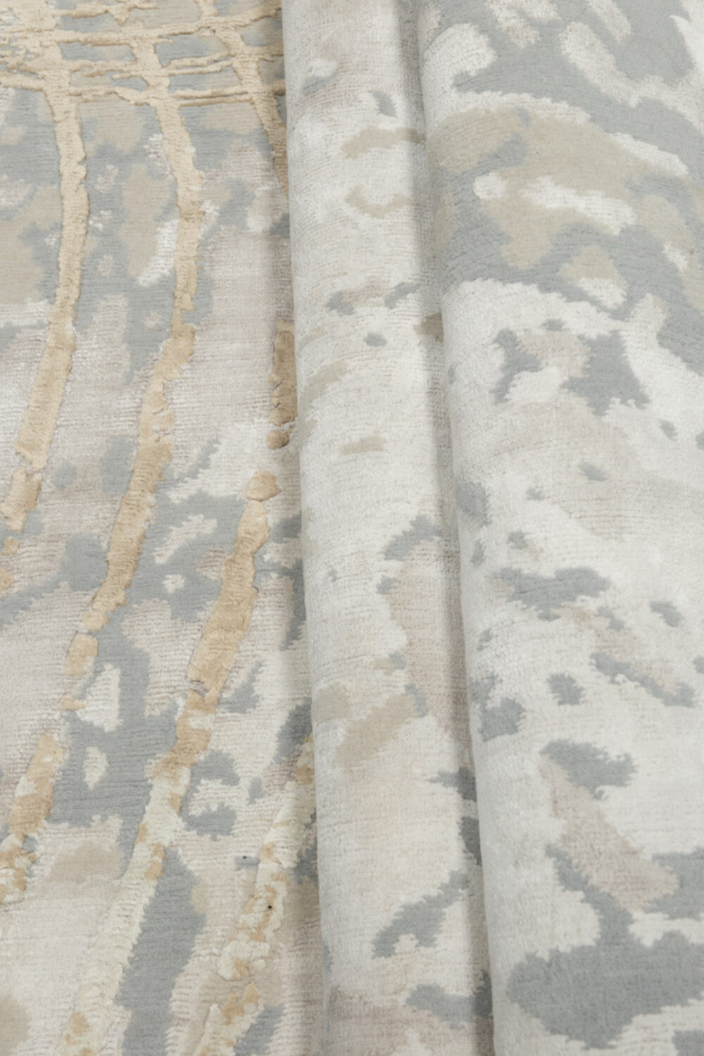 Tapis de luxe design et haut de gamme sur mesure • Nazaré