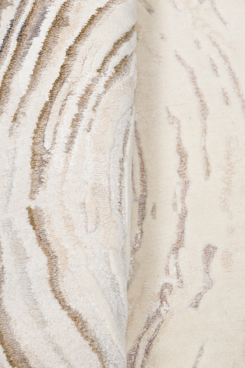 Tapis de luxe design et haut de gamme sur mesure • RINGS