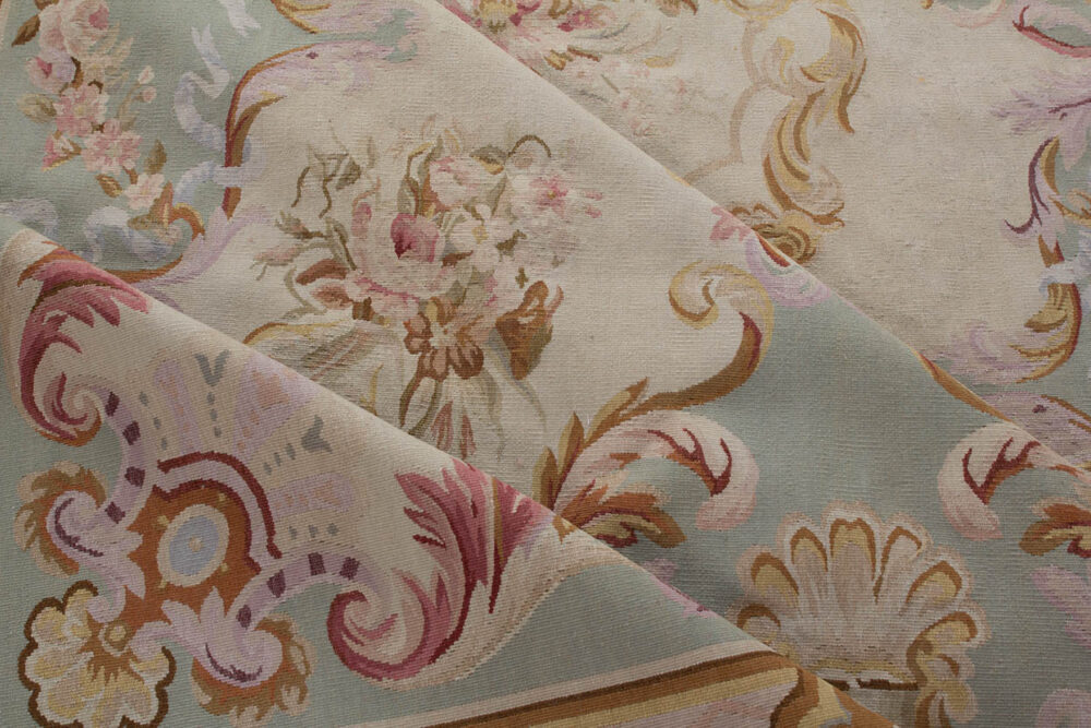 Tapis de luxe design et haut de gamme sur mesure • Villeneuve