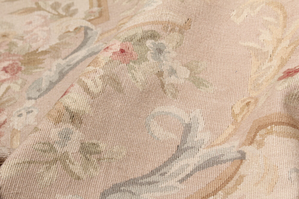 Tapis de luxe design et haut de gamme sur mesure • Beaumont