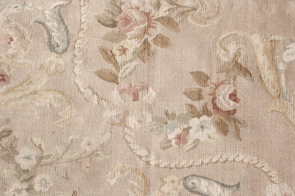 Tapis de luxe design et haut de gamme sur mesure • Beaumont