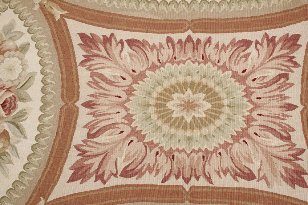 Tapis de luxe design et haut de gamme sur mesure • Cantenac