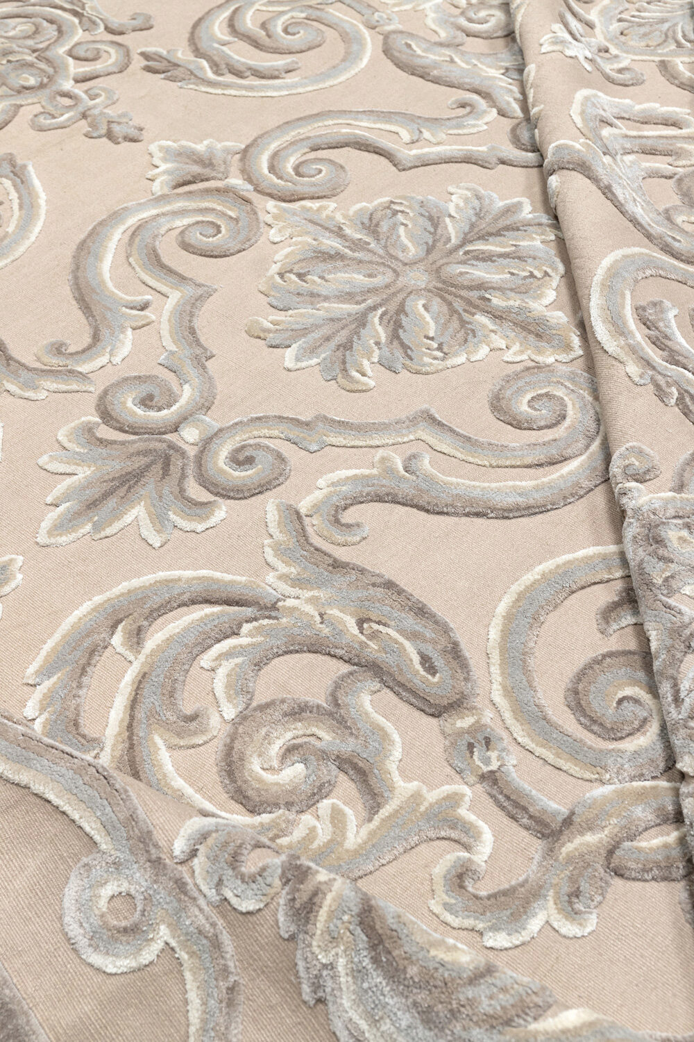 Tapis de luxe design et haut de gamme sur mesure • Cardinal