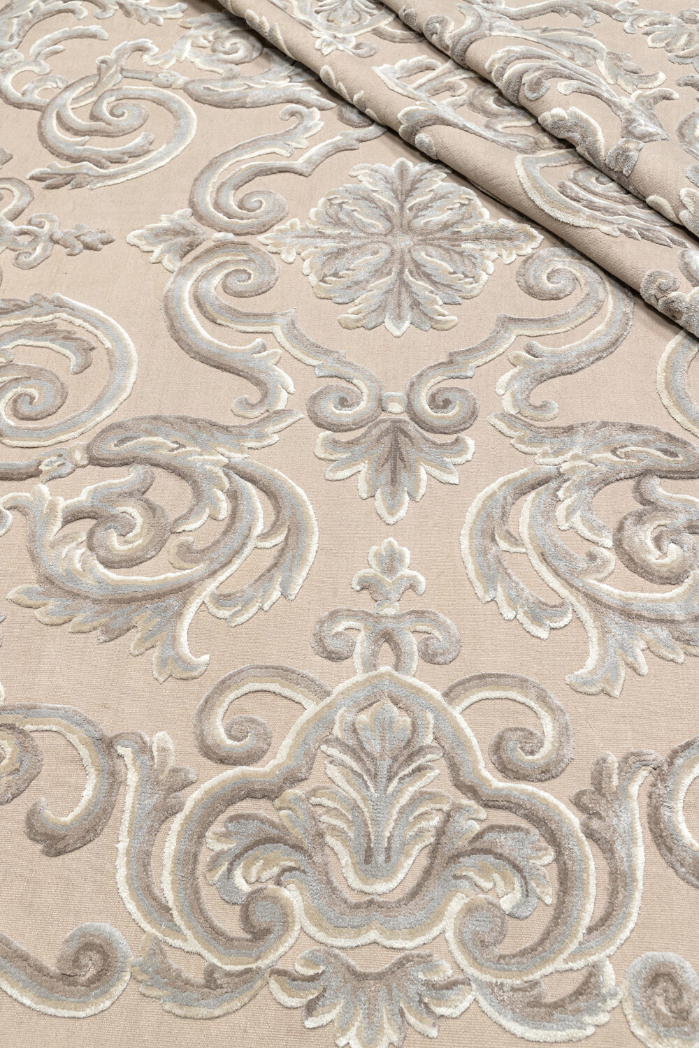 Tapis de luxe design et haut de gamme sur mesure • Cardinal
