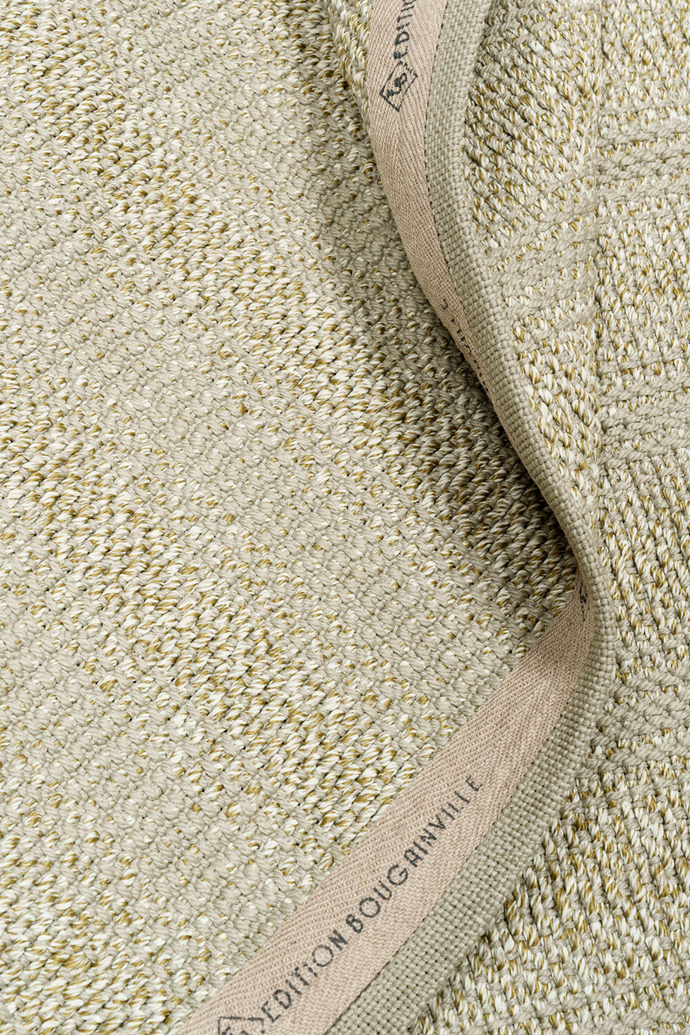 Tapis de luxe design et haut de gamme sur mesure • CHOI