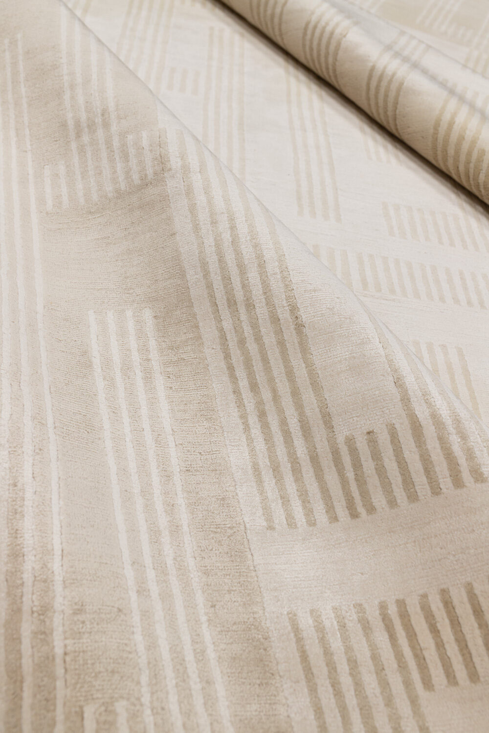 Tapis de luxe design et haut de gamme sur mesure • EASTERN