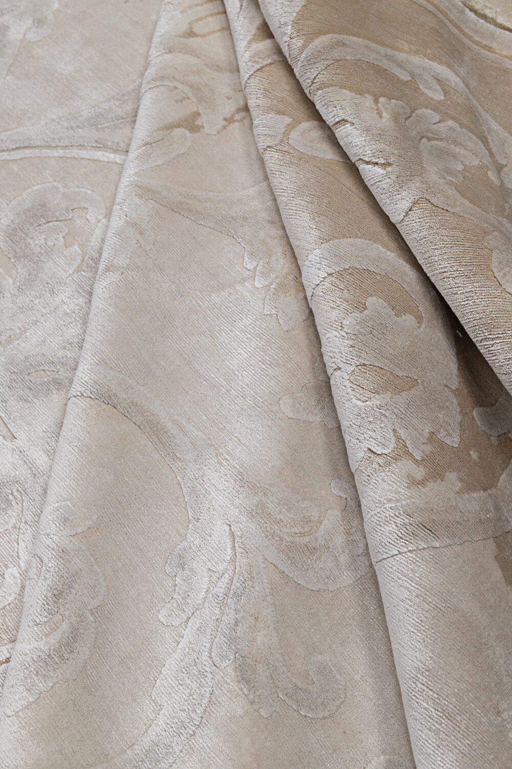Tapis de luxe design et haut de gamme sur mesure • Evrard Arty