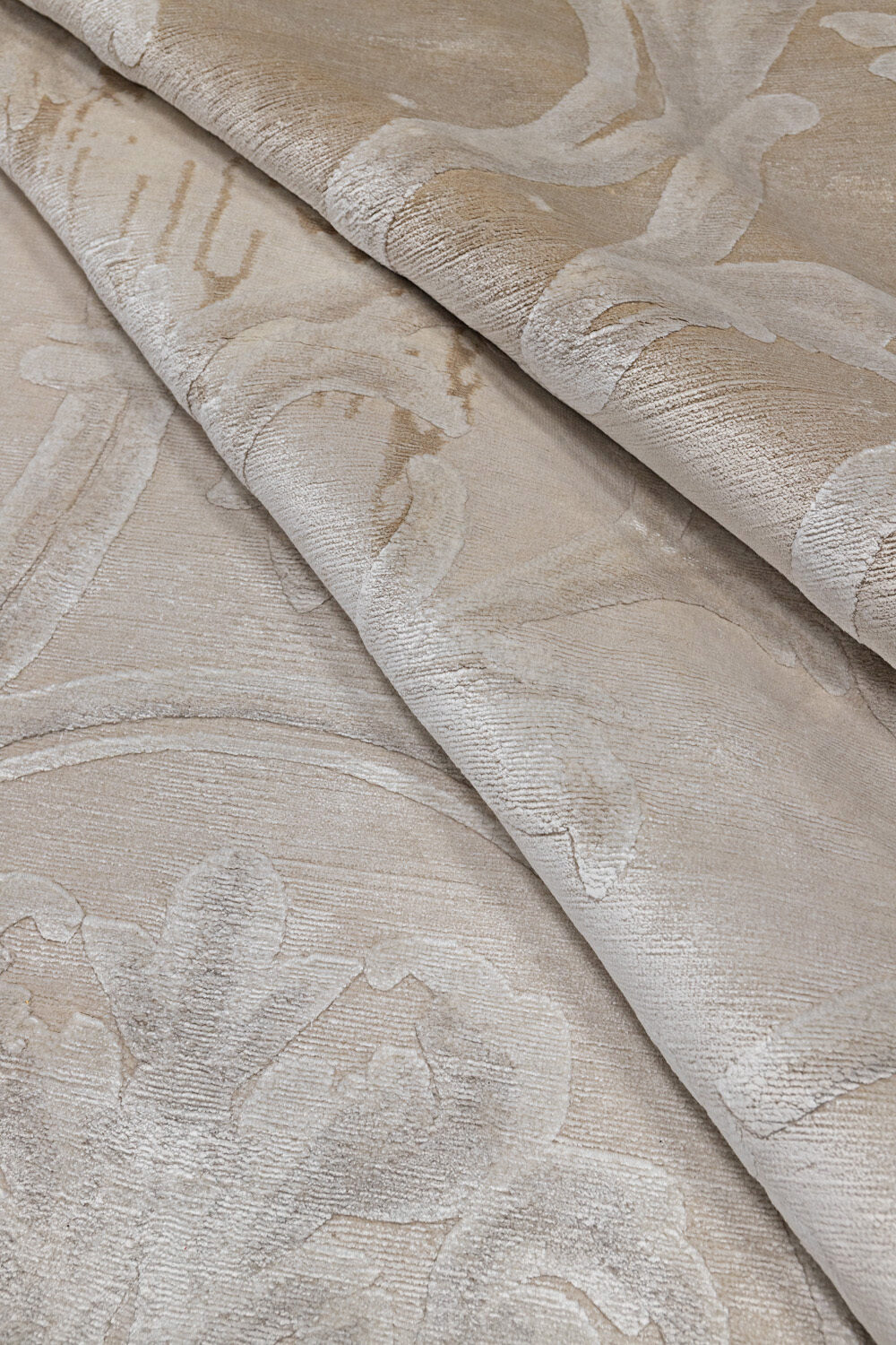 Tapis de luxe design et haut de gamme sur mesure • Evrard Arty