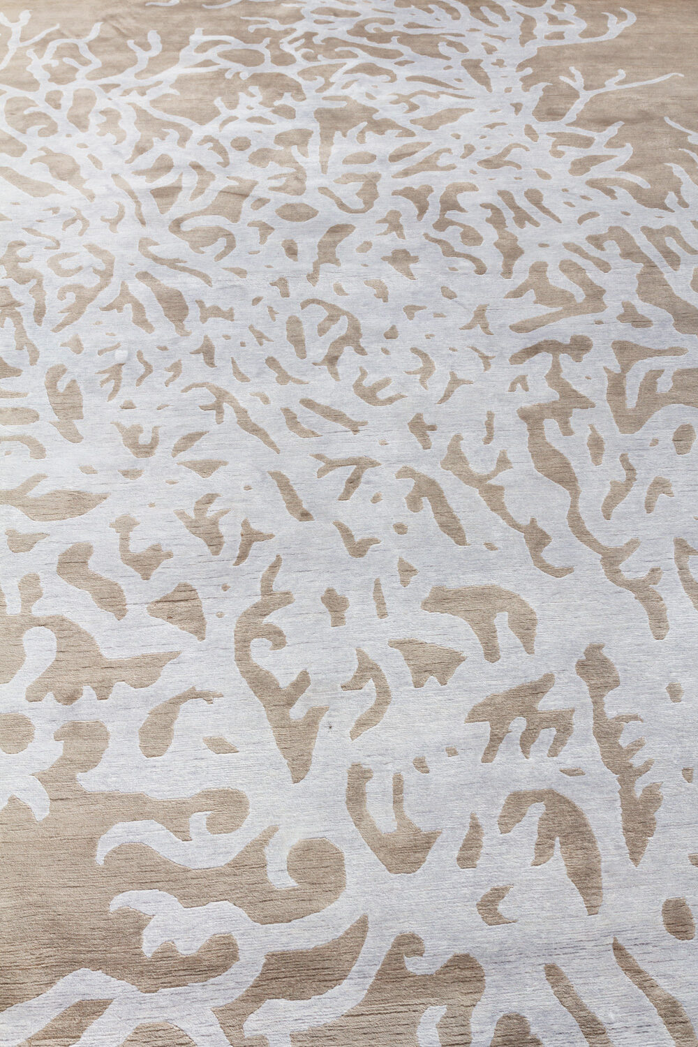 Tapis de luxe design et haut de gamme sur mesure • Gorgone