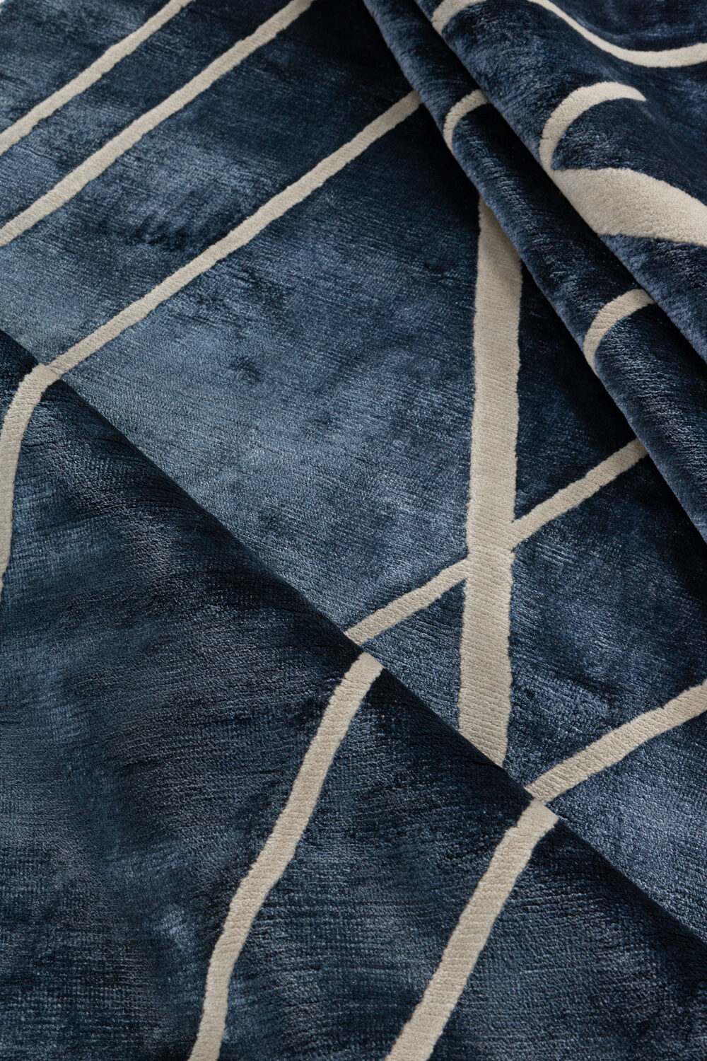 Tapis de luxe design et haut de gamme sur mesure • Horizon