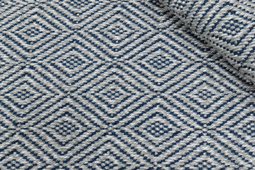 Tapis de luxe design et haut de gamme sur mesure • MAUR