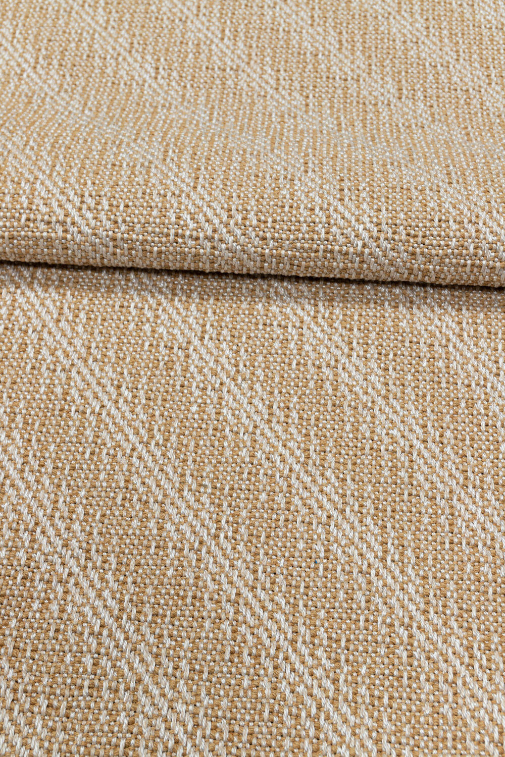 Tapis de luxe design et haut de gamme sur mesure • MIND
