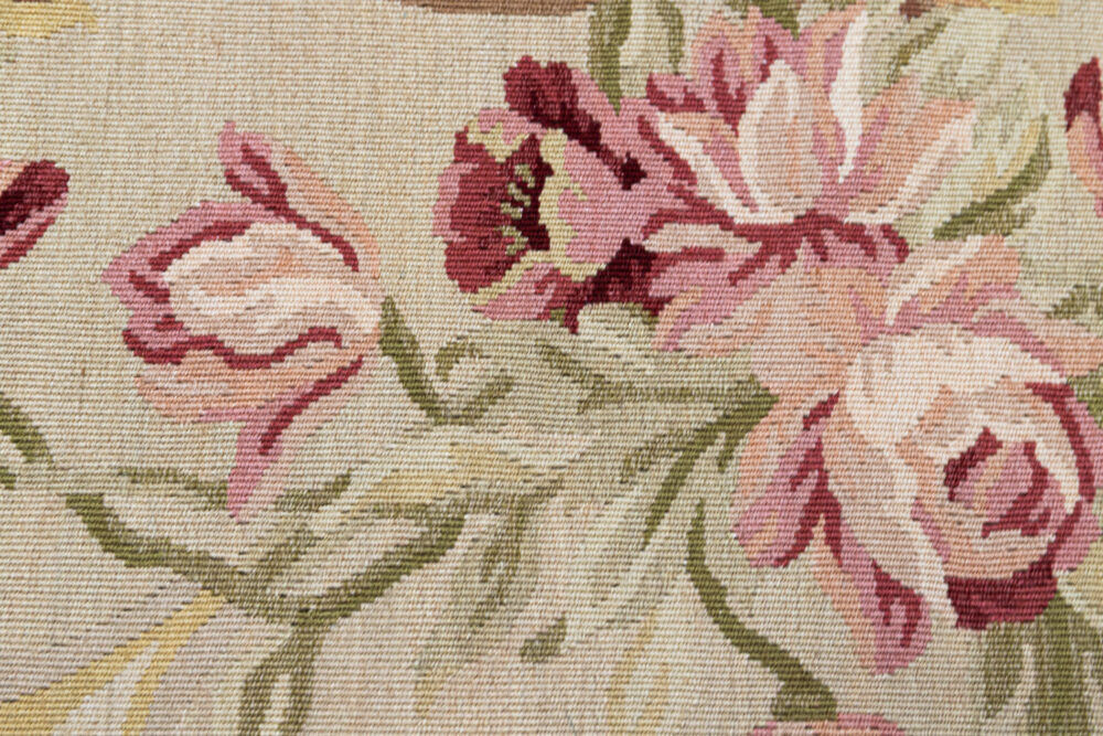 Tapis de luxe design et haut de gamme sur mesure • Mirabeau