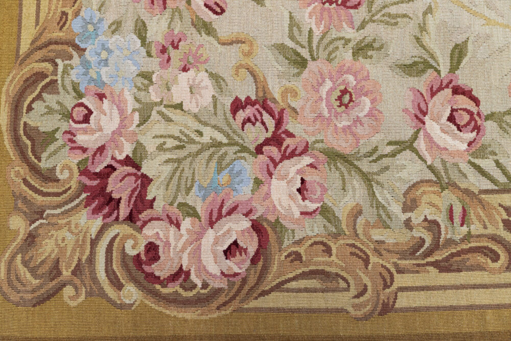 Tapis de luxe design et haut de gamme sur mesure • Mirabeau