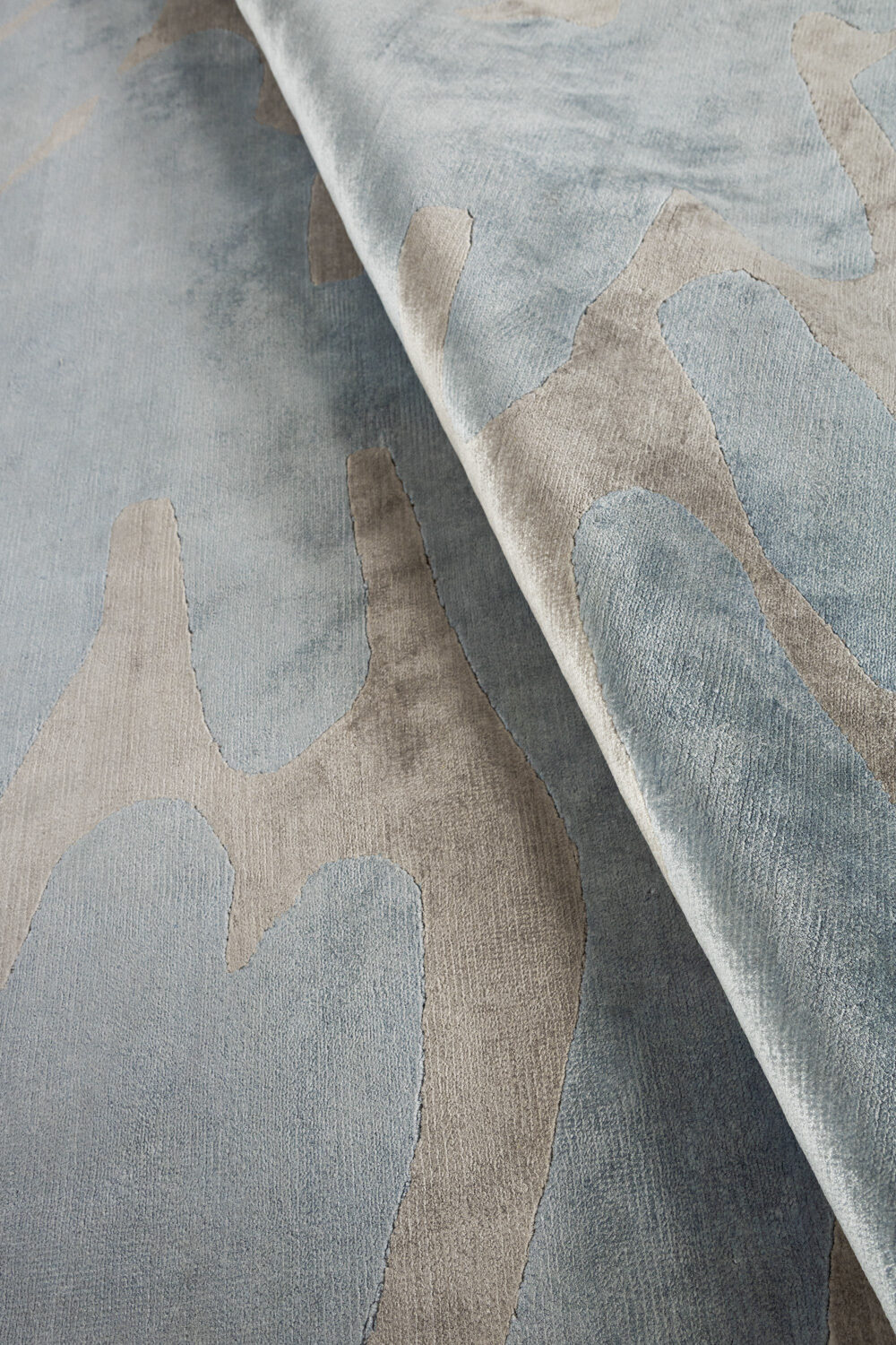 Tapis de luxe design et haut de gamme sur mesure • Moorea