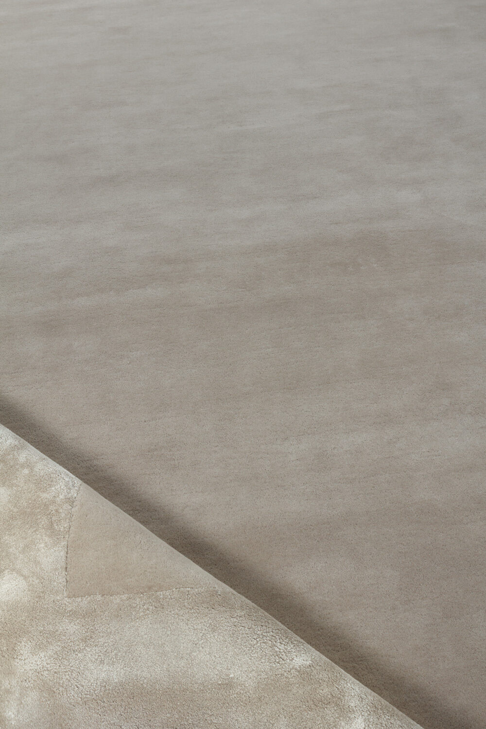 Tapis de luxe design et haut de gamme sur mesure • Motu