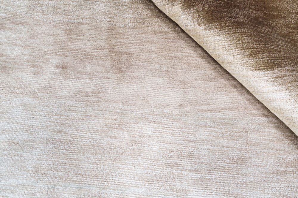 Tapis de luxe design et haut de gamme sur mesure • Rainbow