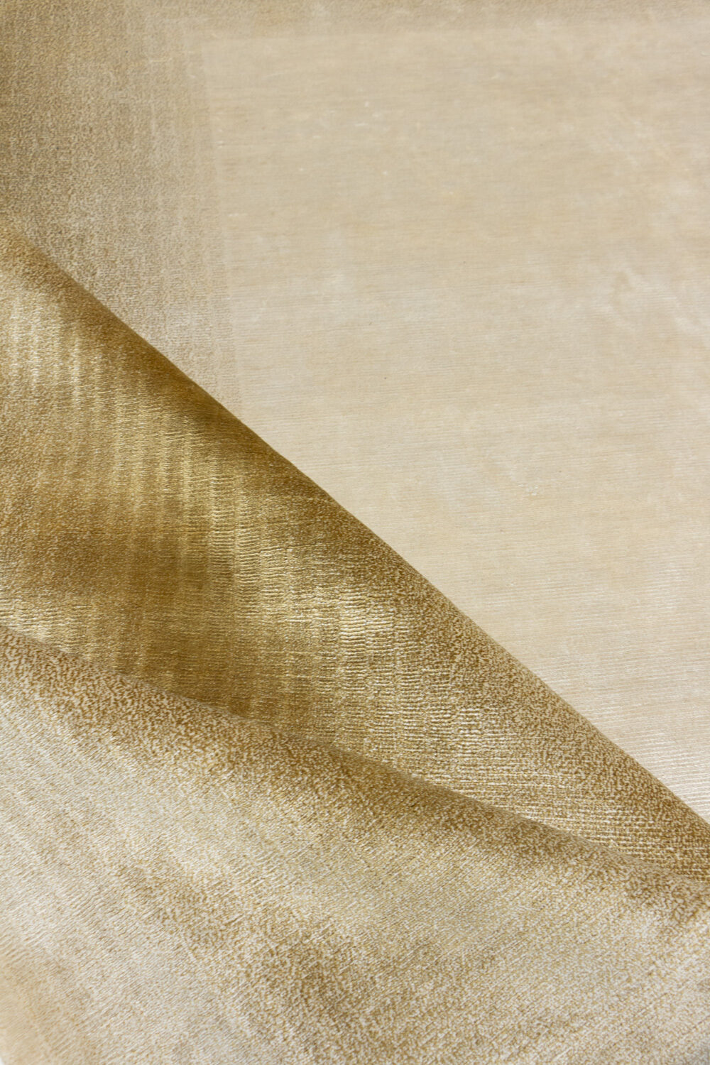 Tapis de luxe design et haut de gamme sur mesure • Rainbow edge