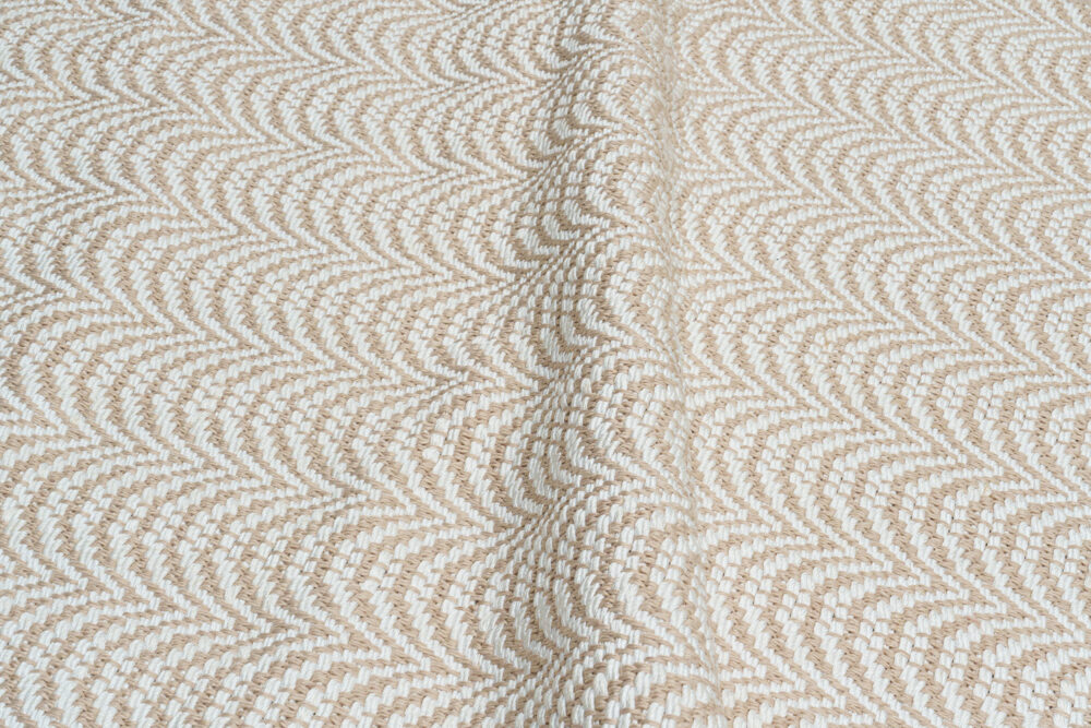 Tapis de luxe design et haut de gamme sur mesure • SARDAIGNE