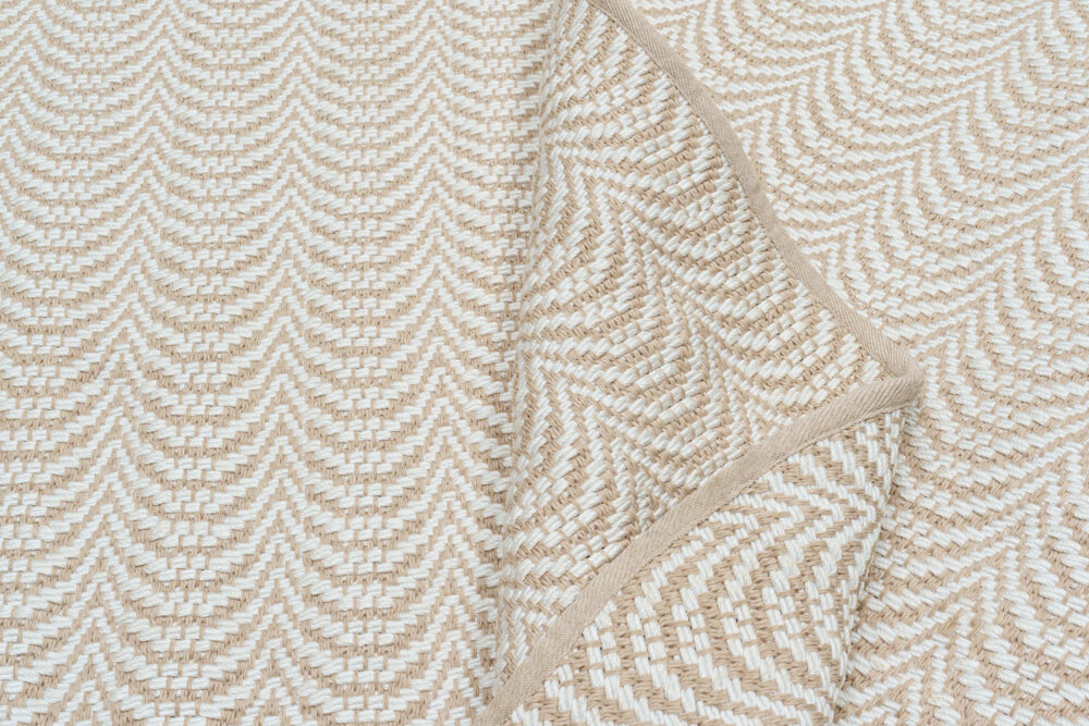 Tapis de luxe design et haut de gamme sur mesure • SARDAIGNE