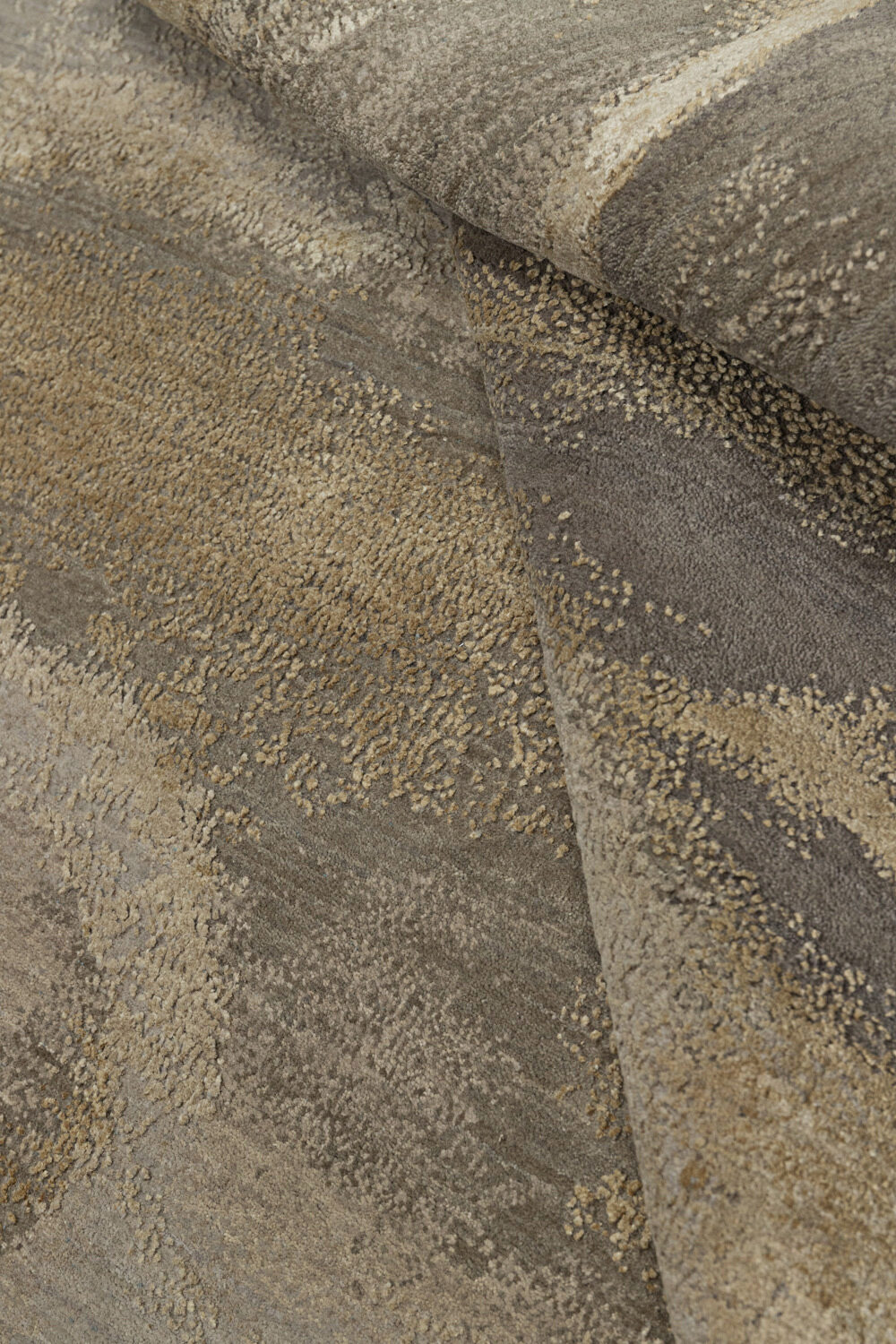 Tapis de luxe design et haut de gamme sur mesure • SATI