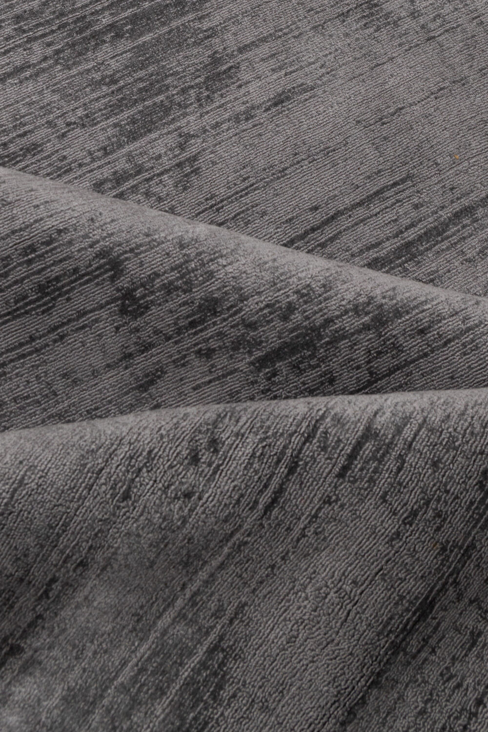 Tapis de luxe design et haut de gamme sur mesure • Scratch