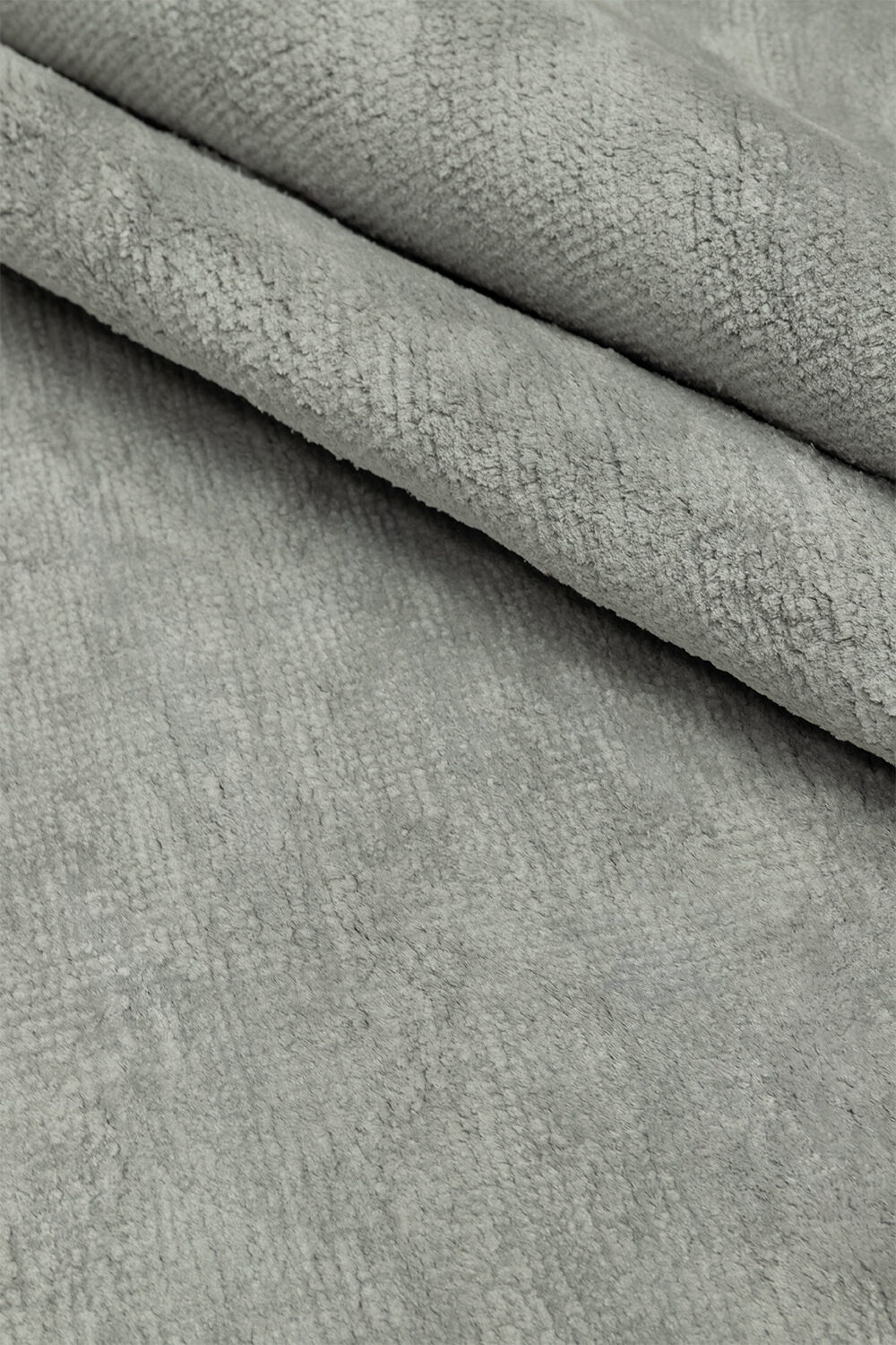 Luxusdesign und hochwertige Teppiche nach Maß • Whisper Shaggy - pure silk 4mm