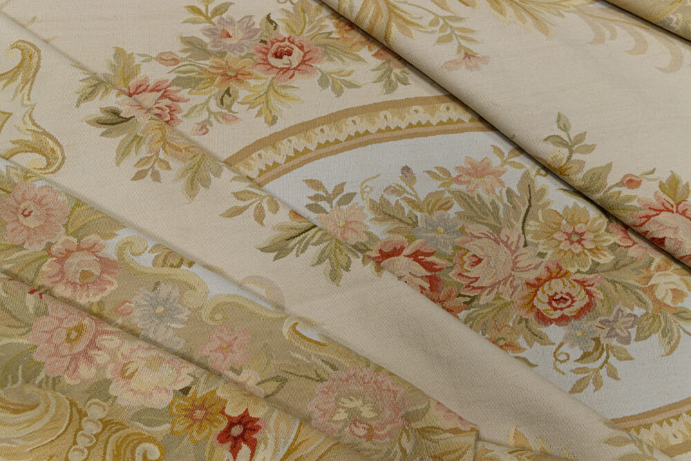 Tapis de luxe design et haut de gamme sur mesure • Saint Clair