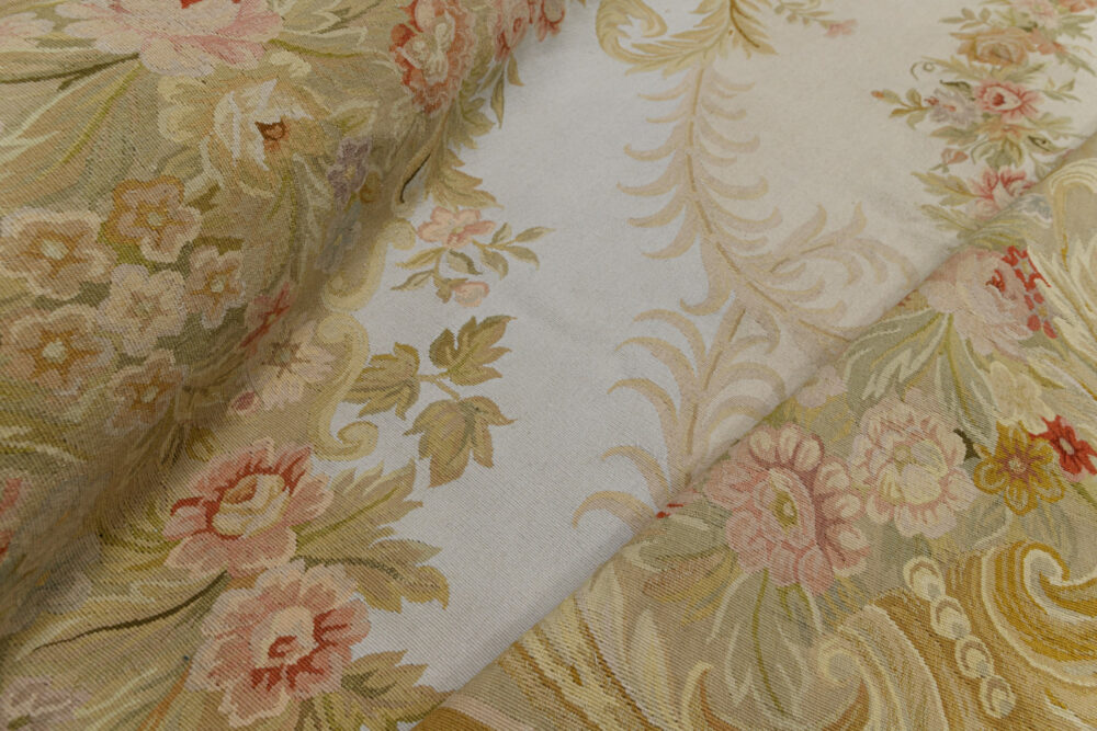 Tapis de luxe design et haut de gamme sur mesure • Saint Clair