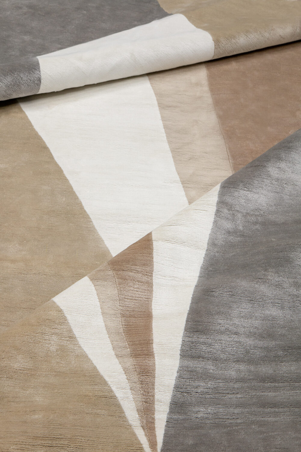 Tapis de luxe design et haut de gamme sur mesure • Swing