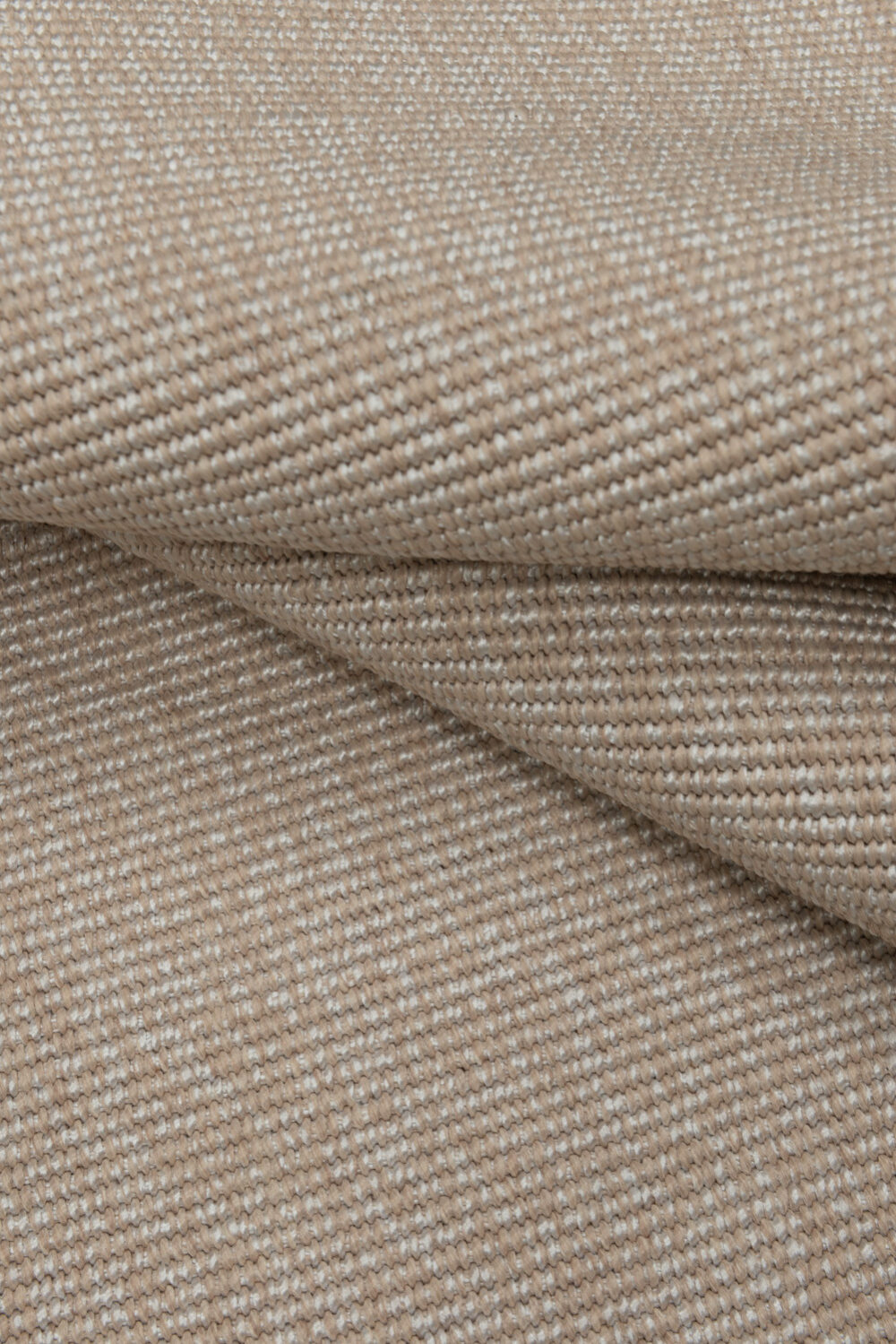 Tapis de luxe design et haut de gamme sur mesure • TRIN