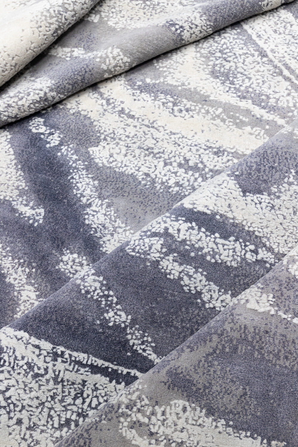 Tapis de luxe design et haut de gamme sur mesure • VELOUR