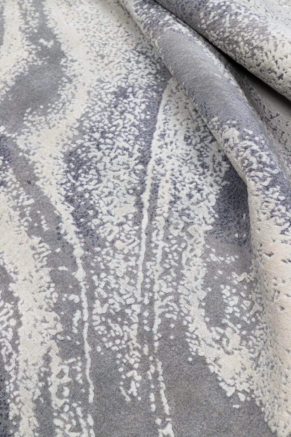 Tapis de luxe design et haut de gamme sur mesure • VELOUR