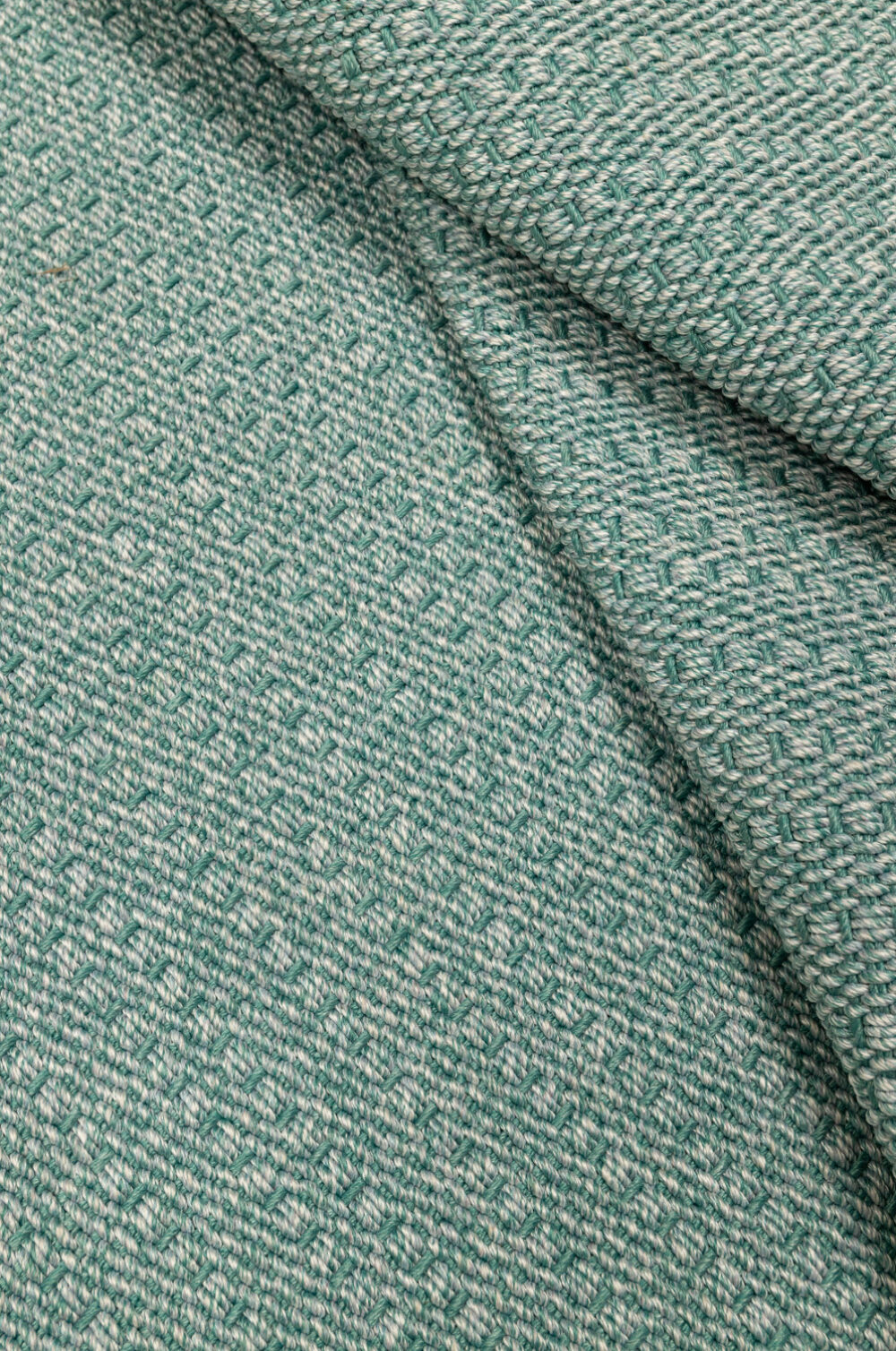 Tapis de luxe design et haut de gamme sur mesure • VICT