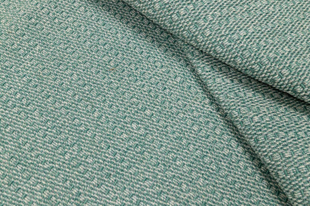 Tapis de luxe design et haut de gamme sur mesure • VICT